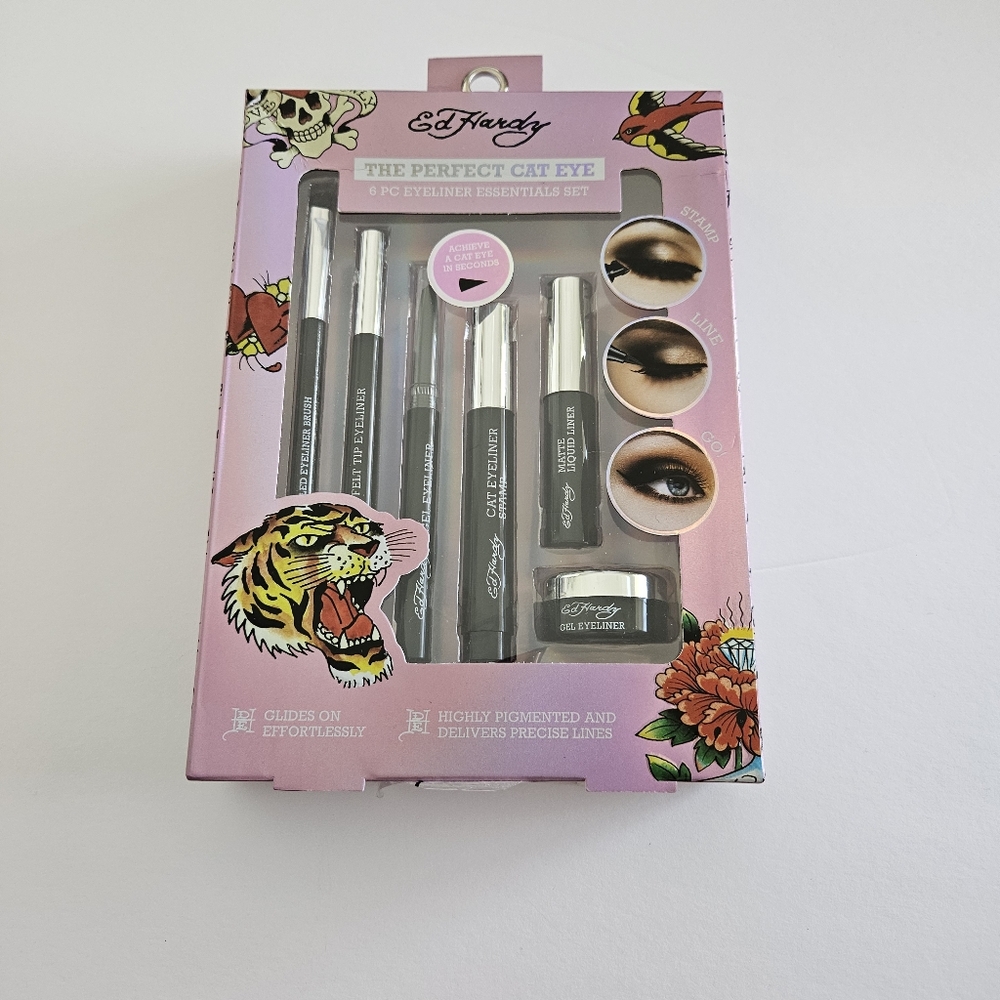 (#W-S)  Ed Hardy The Perfect cat eye 6 pc Eyeliner Set